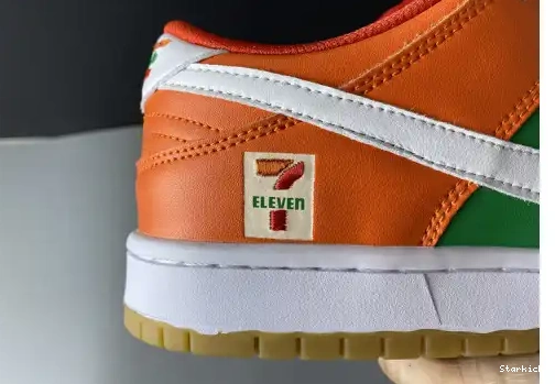 SB Green Low CZ5130-600 Red Dunk Orange Nike 0527